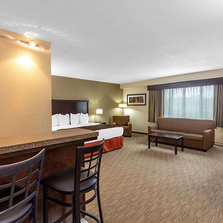 Americinn By Wyndham Janesville Exterior foto